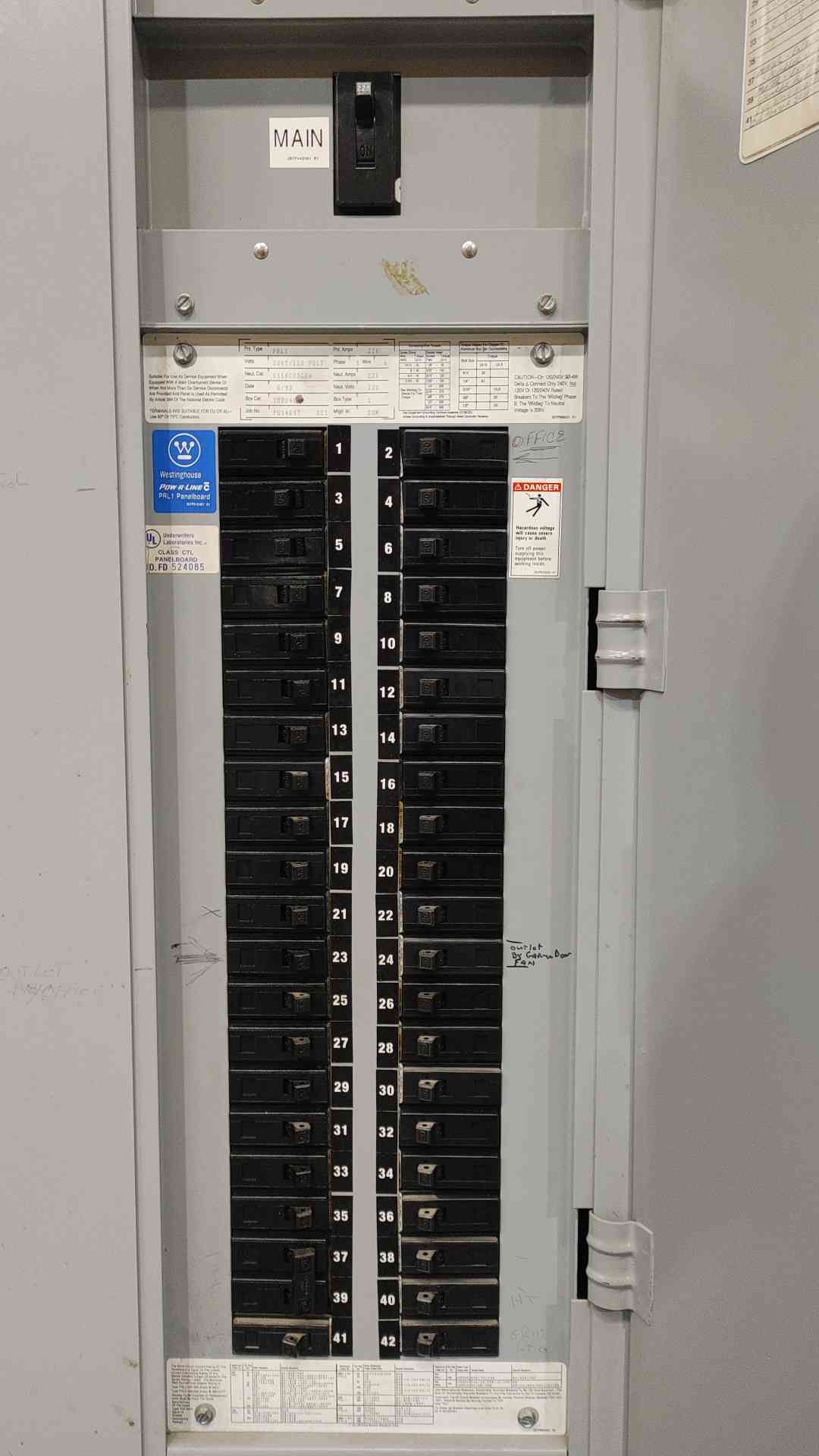 Westinghouse Pow-R-Line PRL1 225A 208Y/120V 3PH 42 CKT Panelboard W Breakers