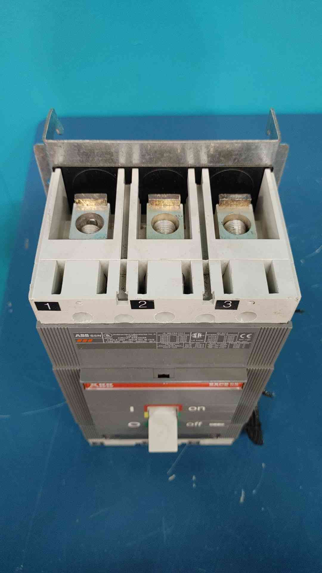 ABB SACE S5 S5N 300A 3 Pole 600V Molded Case Circuit Breaker 300 Amp 3P S5N300