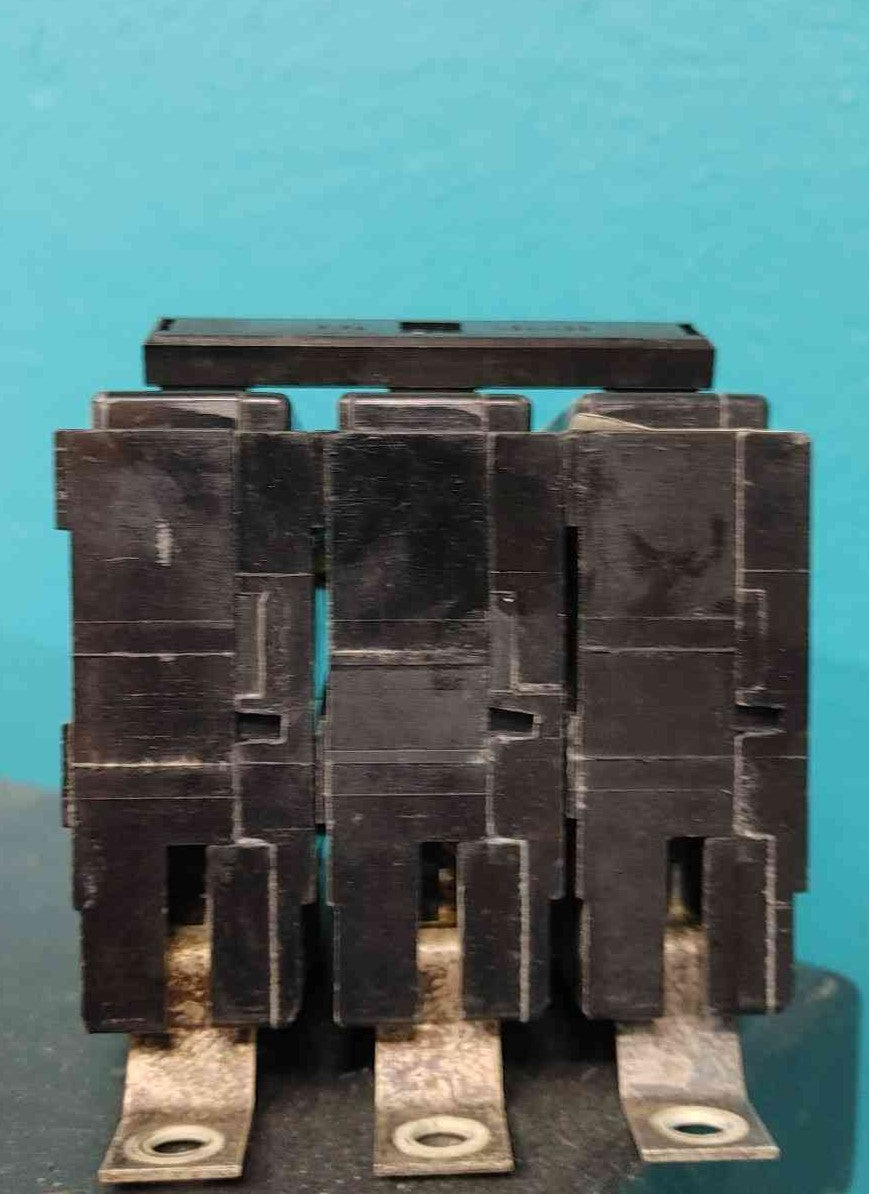 Eaton Cutler Hammer BAB3100H 100 Amp 3 Pole 240V Bolt On Circuit Breaker BAB3100