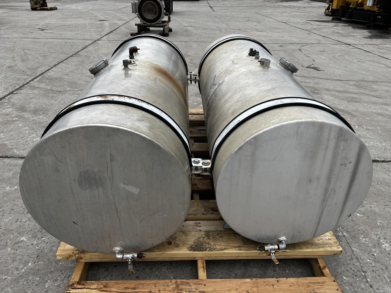 150 Gallon Saddle Diesel Tanks with Mounts, Good for Road Trucks, 2 available – the price is for 1.