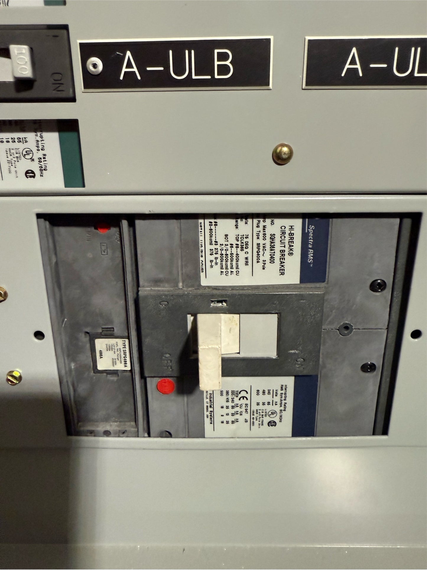 GE Spectra Series Panelboard 400A  (SKU: 109722)