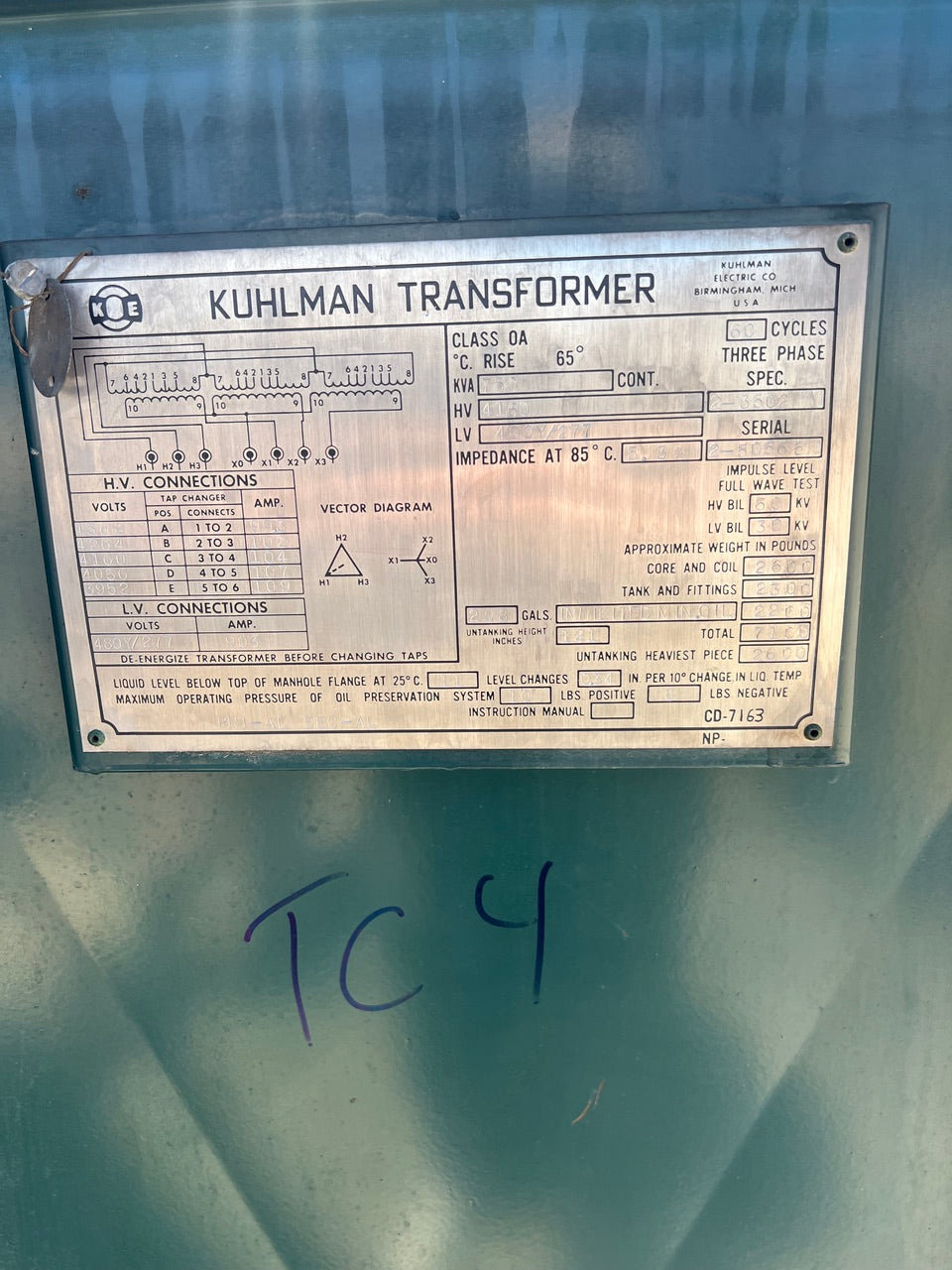 750 kVA Padmount Transformer Kuhlman 4160V Delta to 480Y/277V 3 Phase Oil