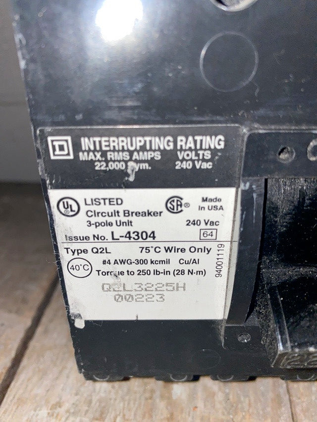 225A Square D L4304 Circuit Breaker(S6LLST1330)