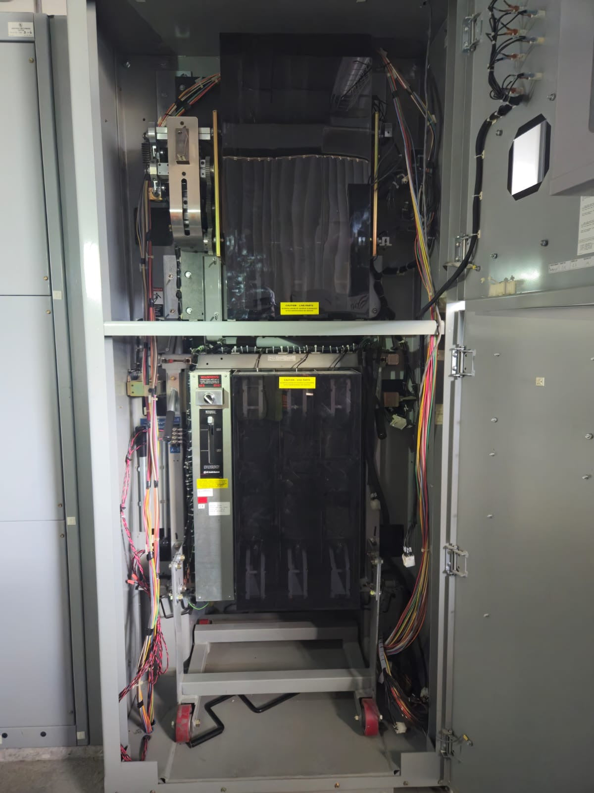2000A 2500A GE Zenith ATS 480V 3Ph 3W Automatic Transfer Switch-92101