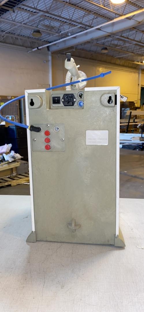 Milli-Q Gradient Water Purifier ZMQS6V00Y(S6LLST6148)