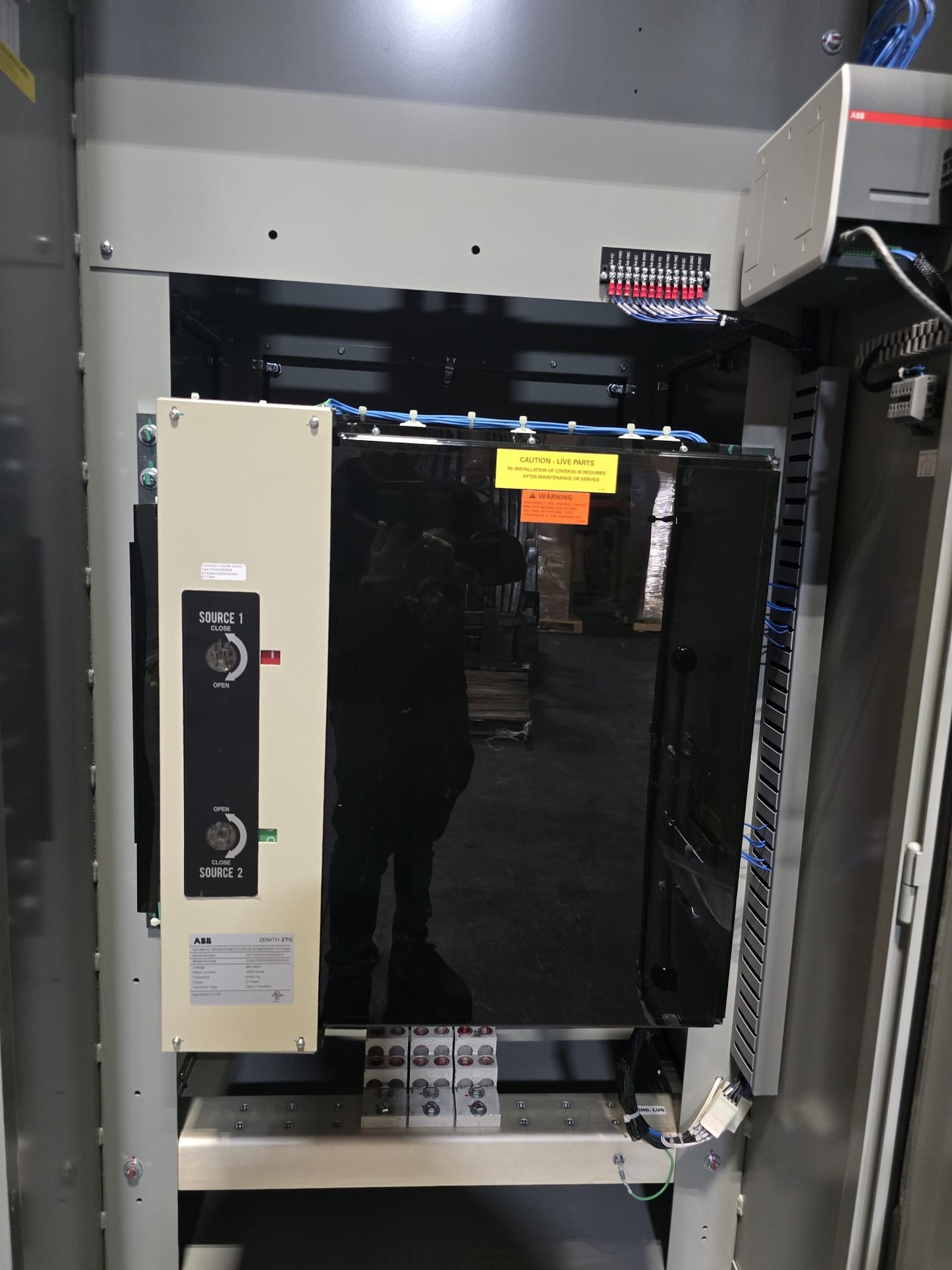 NEW ABB Zenith ZTG 1600A ATS Automatic Transfer Switch 480V 3PH SLD Neutral NEMA 3R