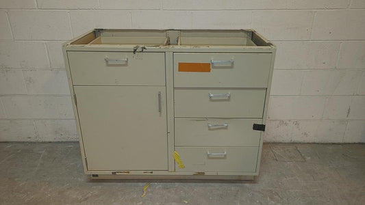 42"St Charles Casework(S6LLST11894)