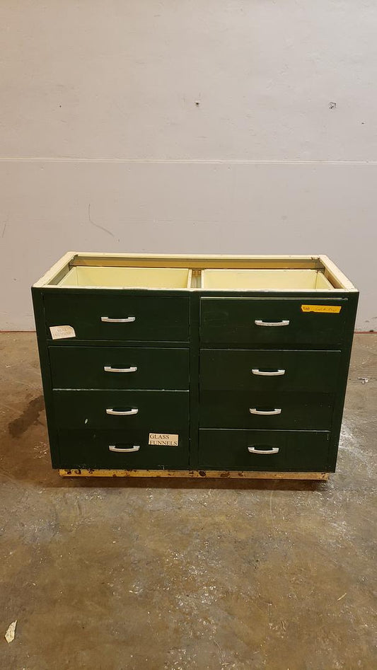4' Kewaunee Casework 8 Drawers(S6LLST11370)