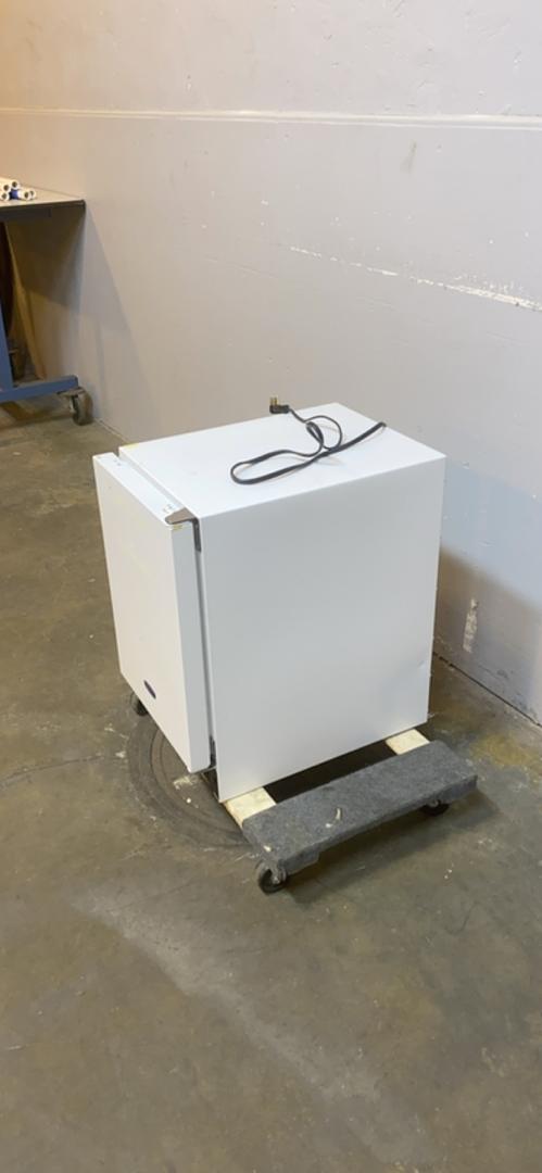 Under Counter Lab Freezer Marvel 15AF0001 Tested-5(S6LLST5857)