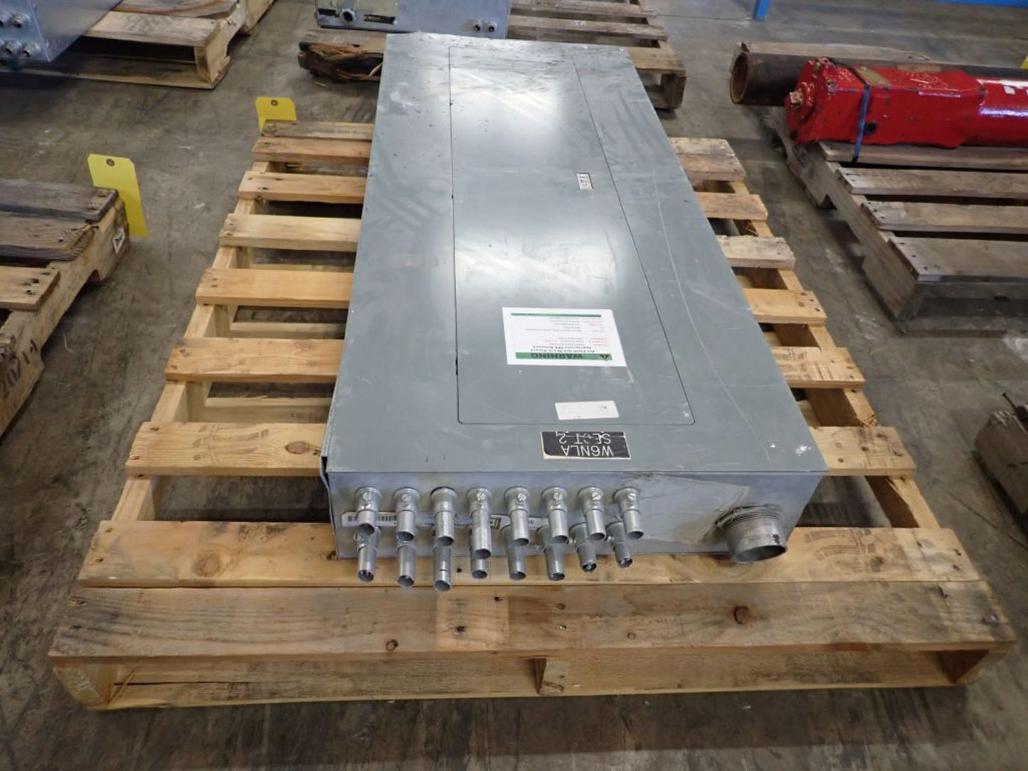 Square D NQOD 225A Panelboard NQOD454L225, 225A, 208Y/120, 240/120 Delta V, w/(42) 20A Circuit Breakers