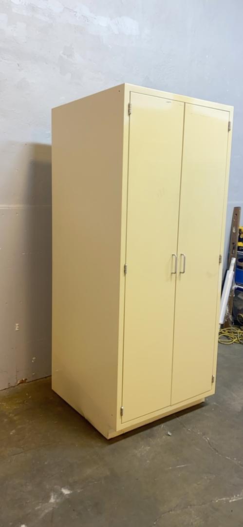30x30x72" Jamestown 2 Door Tall Metal Storage Cabinet w/ Shelves(S6LLST5194)