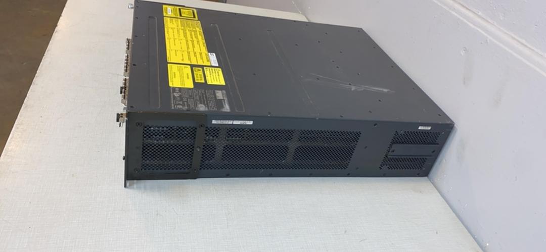 Lot of 2 CISCO/EMC  MDS 9216i DS-C9200(S6LLST5955)
