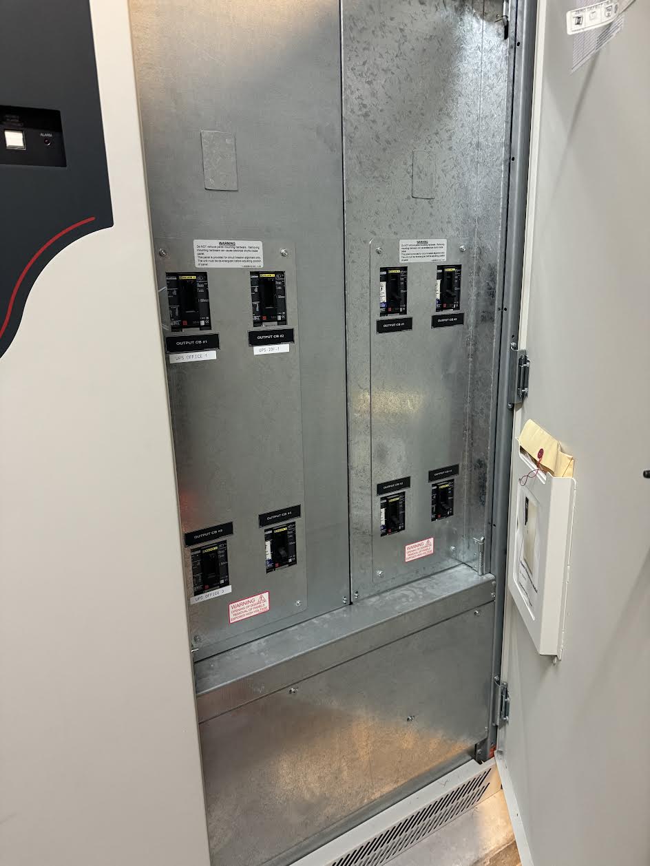 75kva 480 V X208 V MGE PDU Power Distribution Unit (108485)