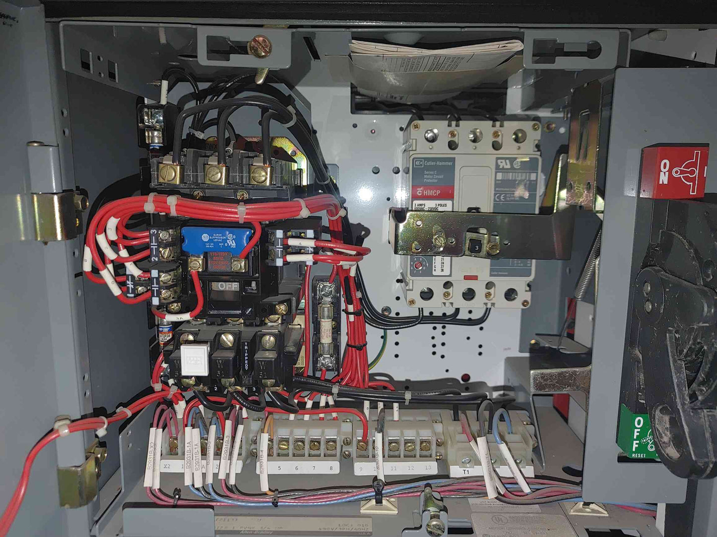 Allen-Bradley 2100 Centerline MCC Lineup 3 Section 600V 800A Motor Control Center