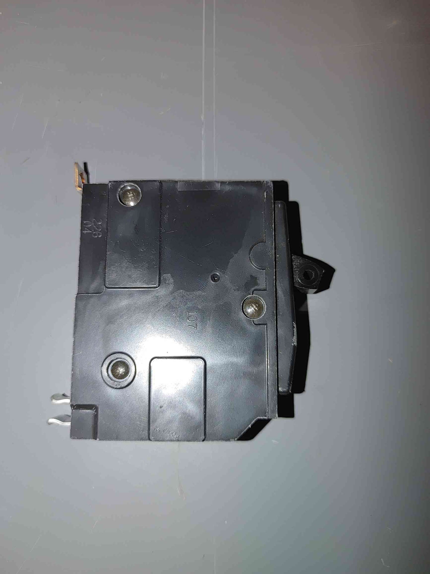 Square D QOB130VH 1 Pole 30 Amp 22kA 120/240V Bolt On Breaker QOB130