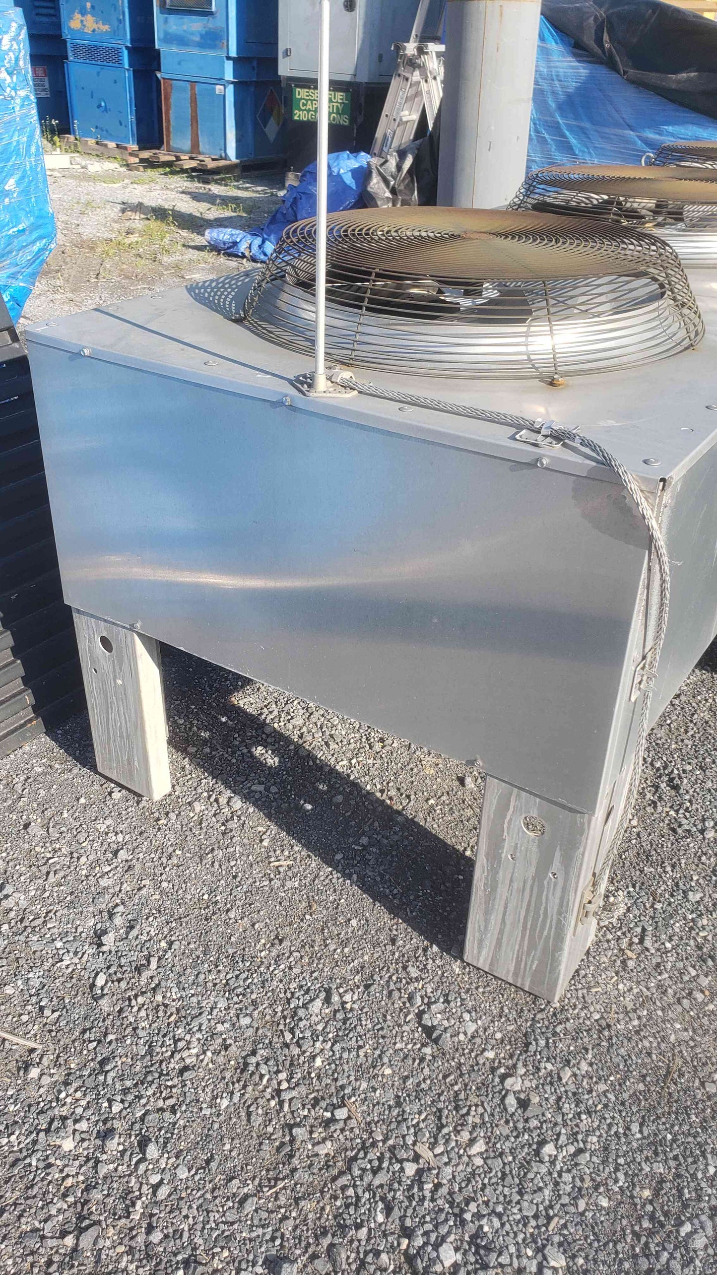 Liebert 4 Fan 460V 3PH Condenser DCDF415-A '11 (SKU: 109554)