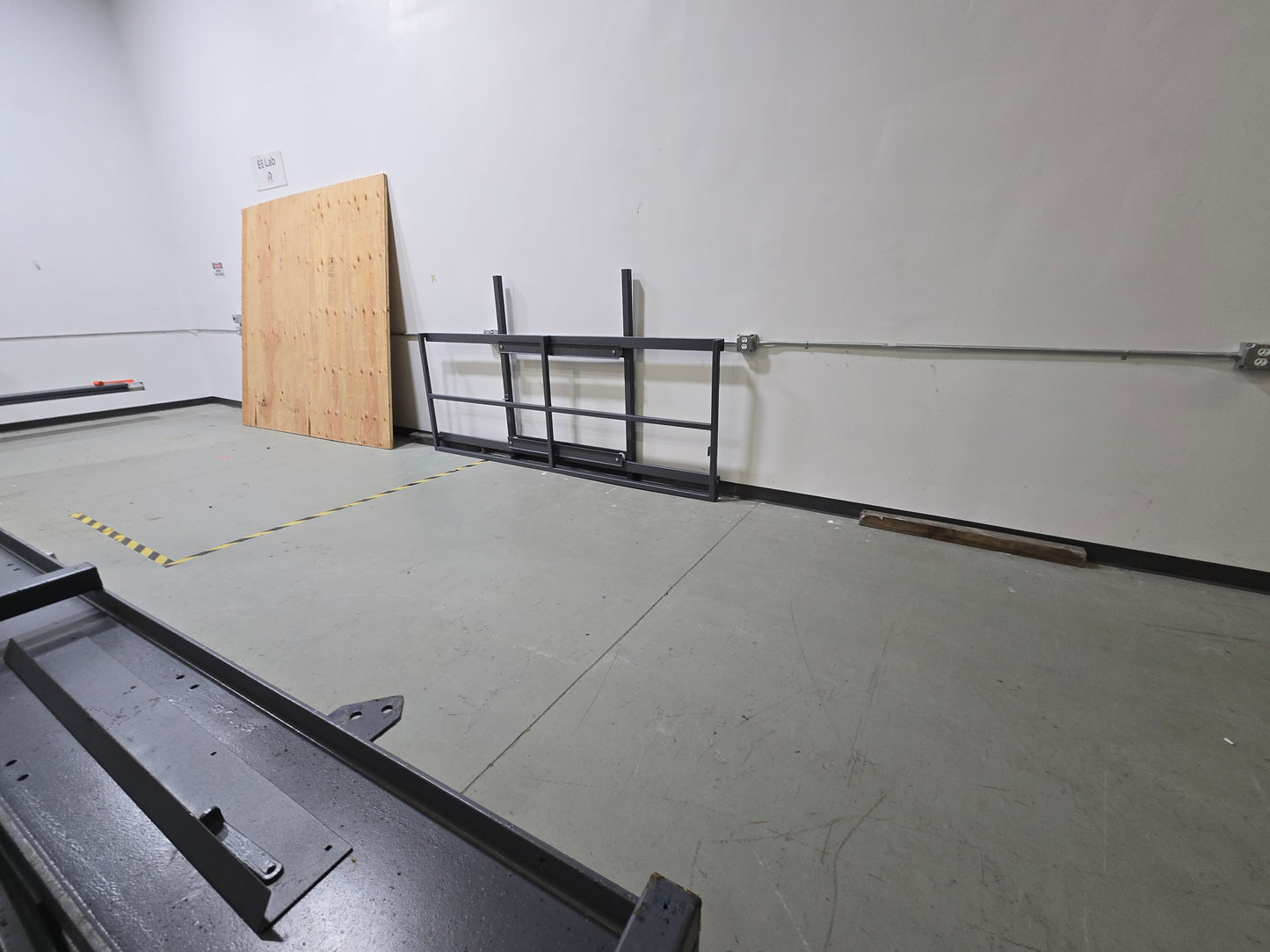 Galvanized Mezzanine Pieces and Catwalk