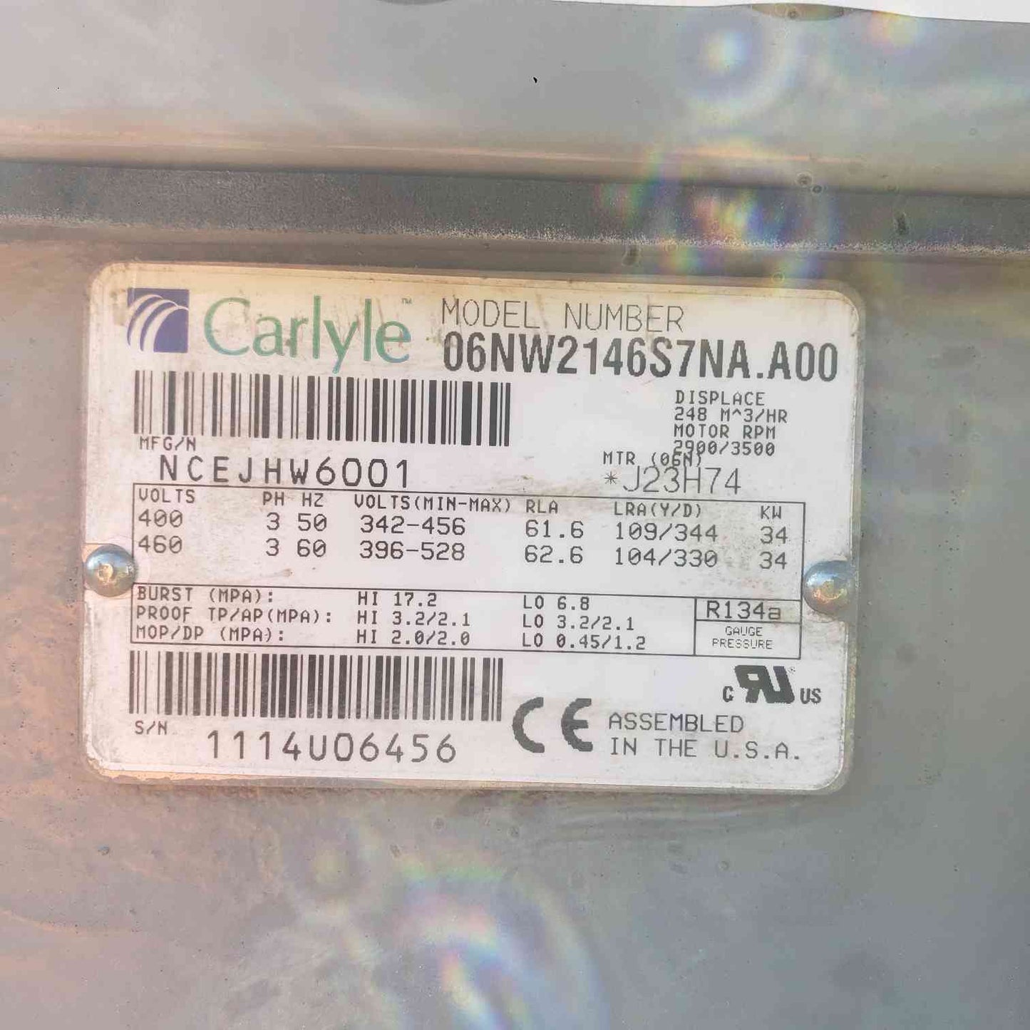 Carrier 30HXC116 Water-Cooled Chiller 116 Ton 200 Ton Dual Carlyle Screw Compressors (SKU: 113184)