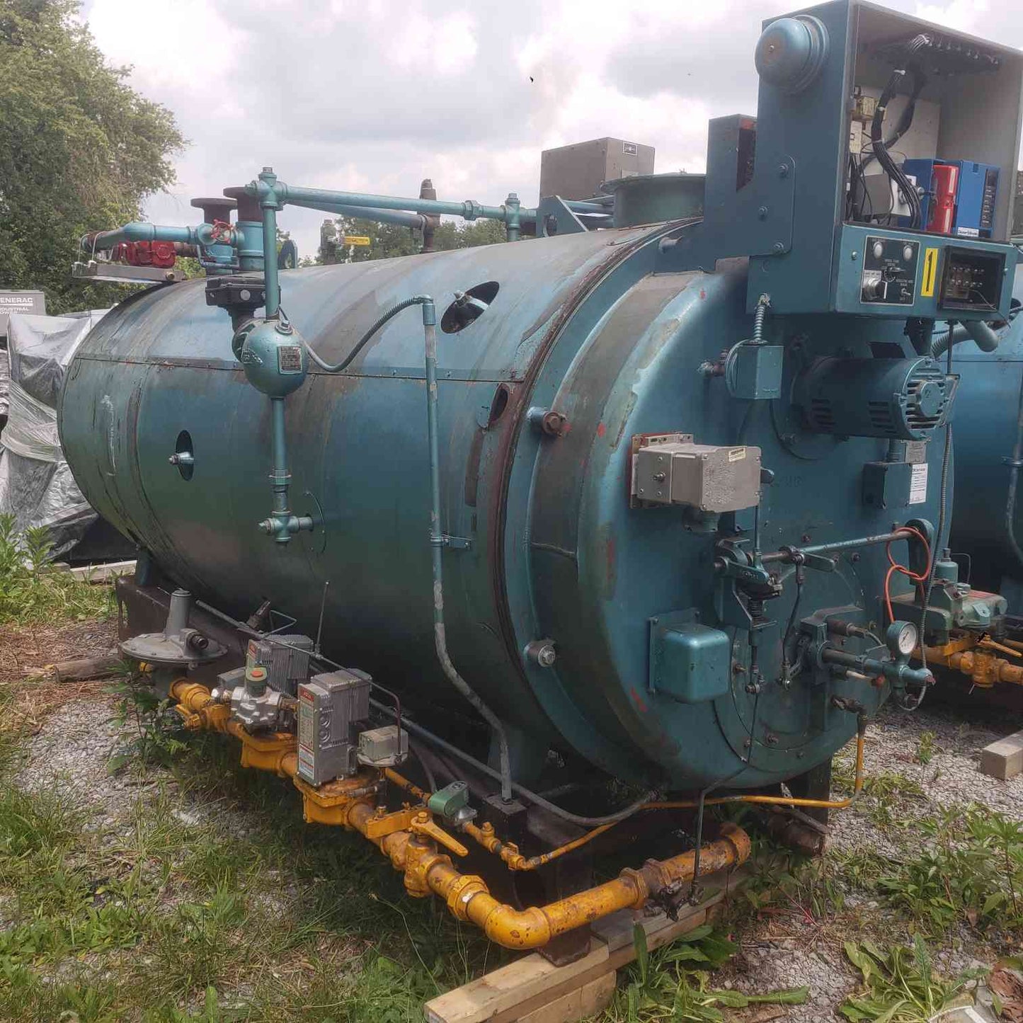Cleaver Brooks CB200-70 70 HP Packaged Boiler 125 PSI Dual Fuel Gas Oil