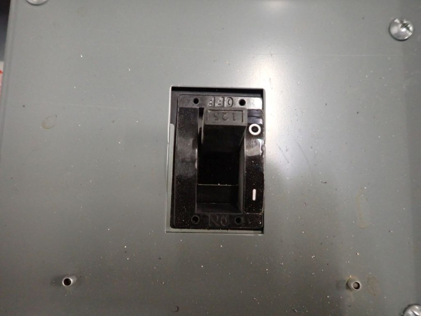 Square D 225A NEHB Panelboard NEHB-424-2SF3125 480Y/277V 3PH w/ Dual Mains (SKU: 111694)