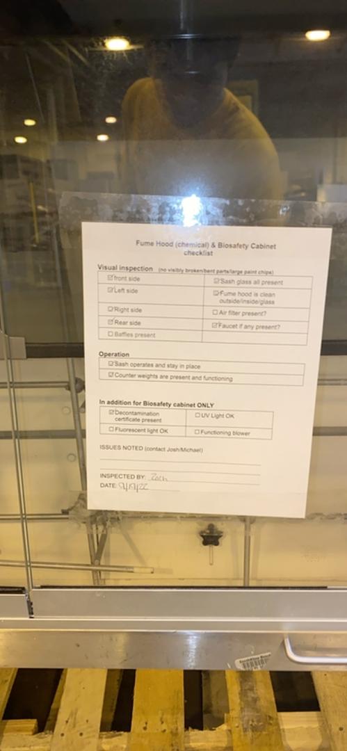10' Jamestown Isolator Chemical Fume Hood Ducted (S6LLST7022)