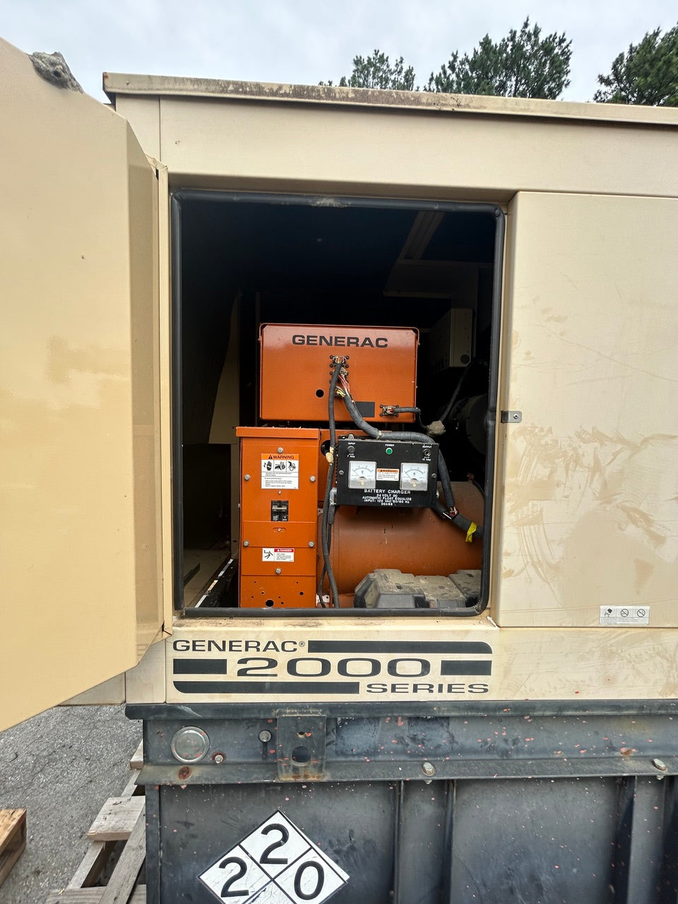 50KW Generac 1490130300 208.3A 120/240V 1PH Diesel 279.8 Hrs. TESTED (SKU: 114040)