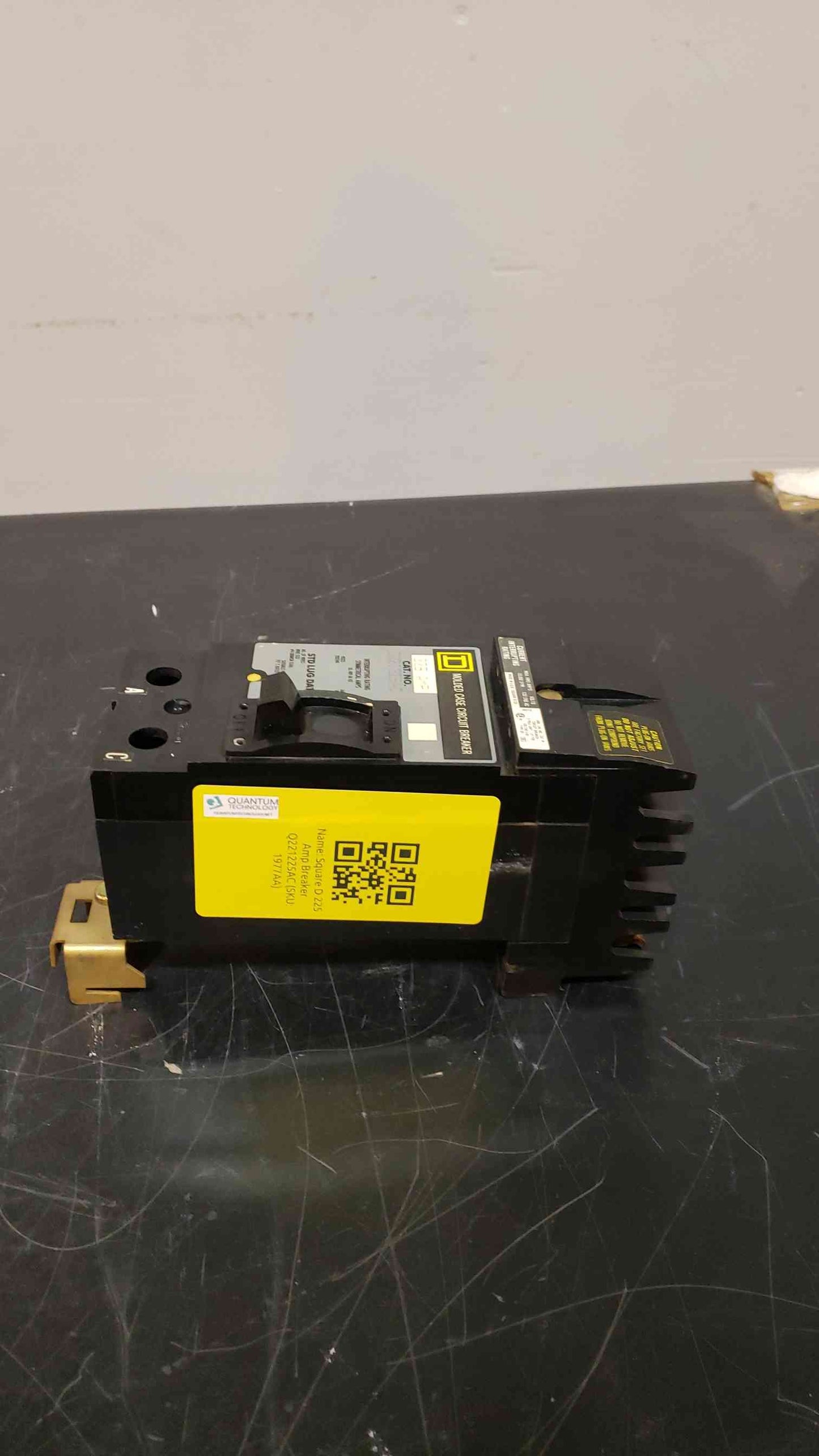 Square D 225 Amp Breaker Q221225AC I-Line Lug to Bus (SKU: 1977AA)