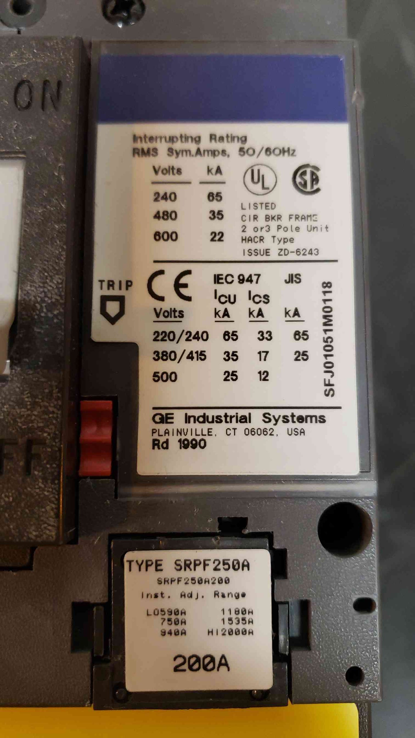 GE Spectra Series 250A Max SFHA36AT0250 (SKU: 2512AA)