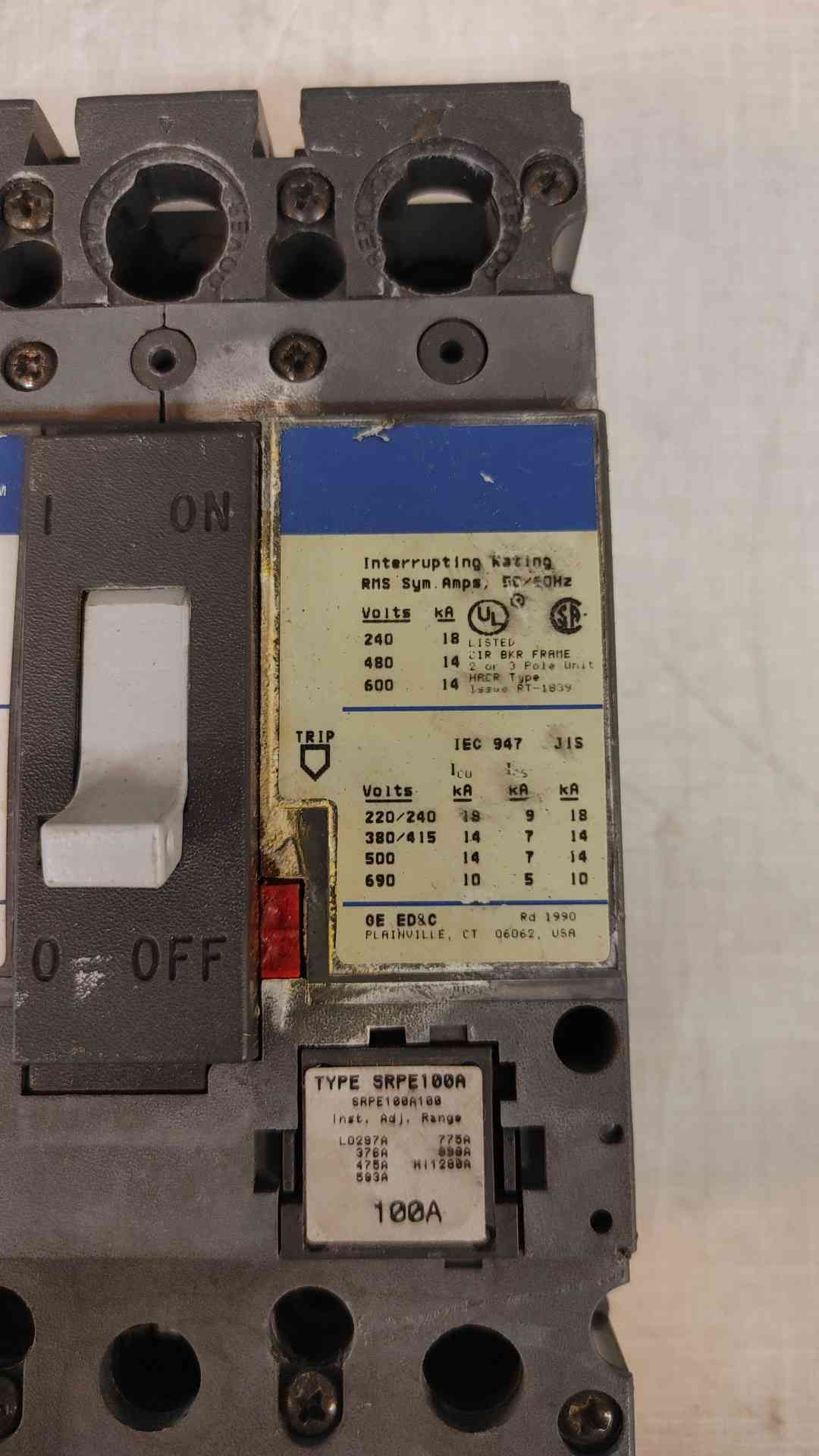 GE Spectra Series RMS SEDA36AT0100 100A 3 POLE (2632AA)(2632AA)
