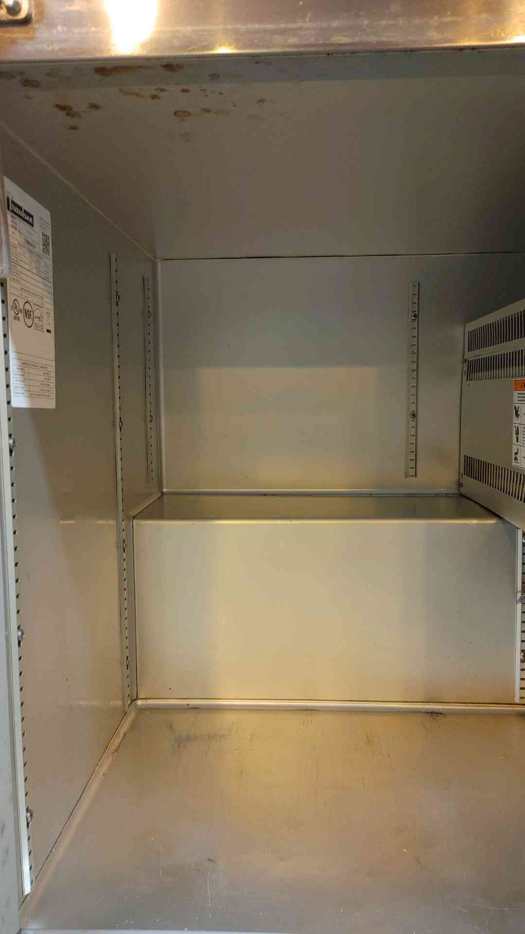 Traulsen Under Counter Refrigerator 115V 6.3A UHT48-LR