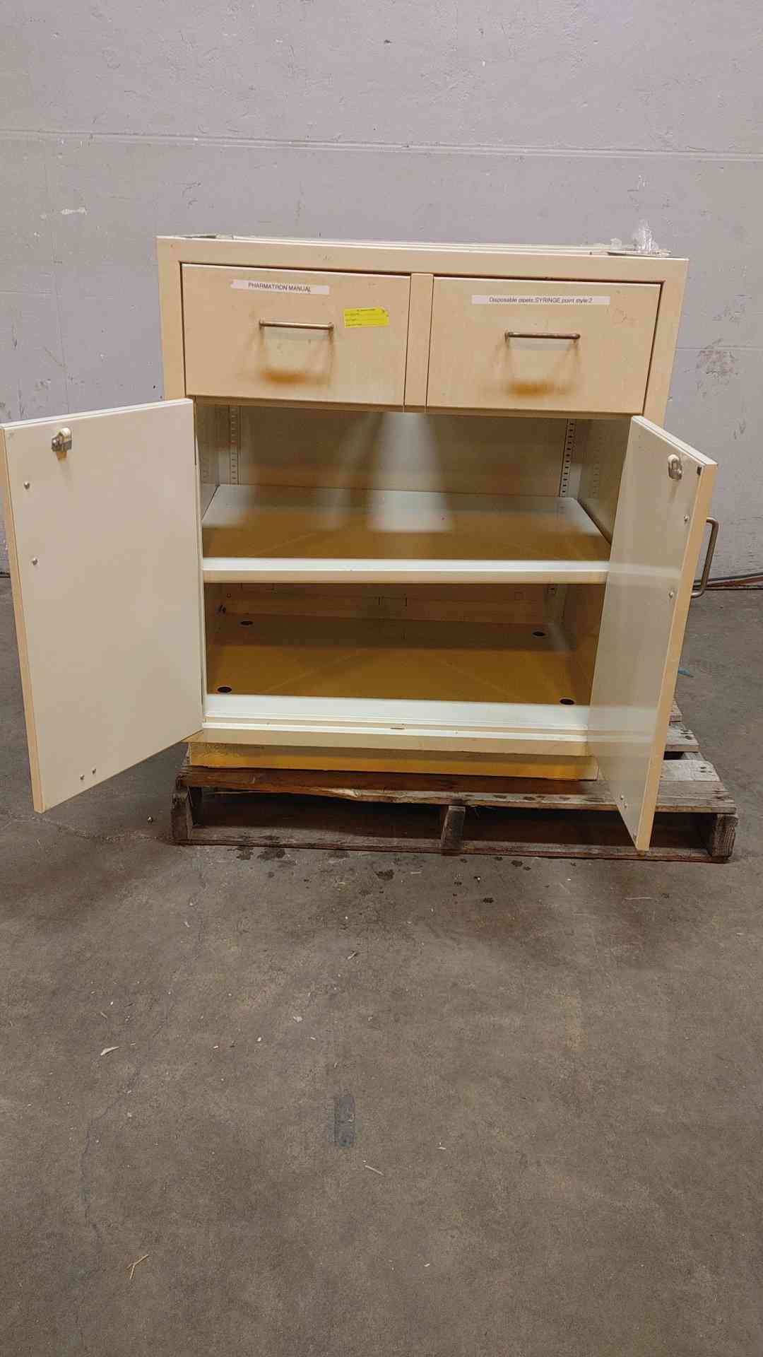 Jamestown 30" Mixed Casework (SKU: 106813)