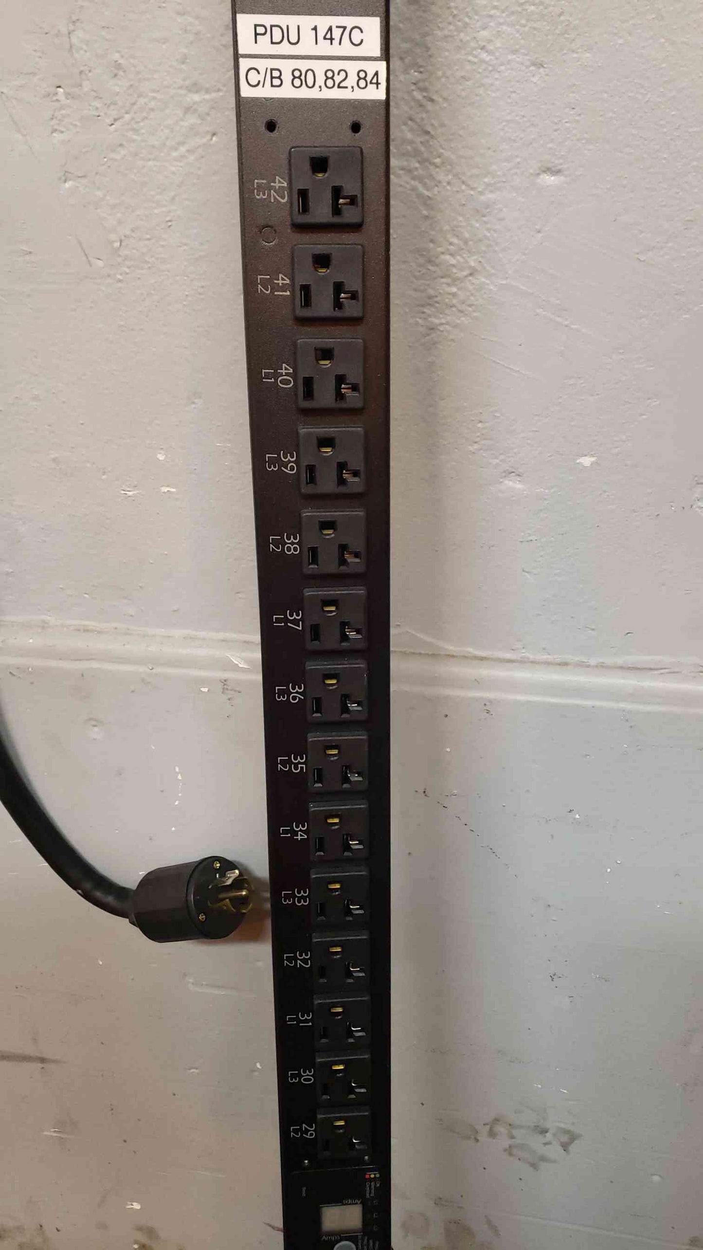 *Pickup Only* APC AP7862 Rack PDU Metered ZeroU 5.7kW 208V 3PH 120V (42)5 (SKU: 107370)