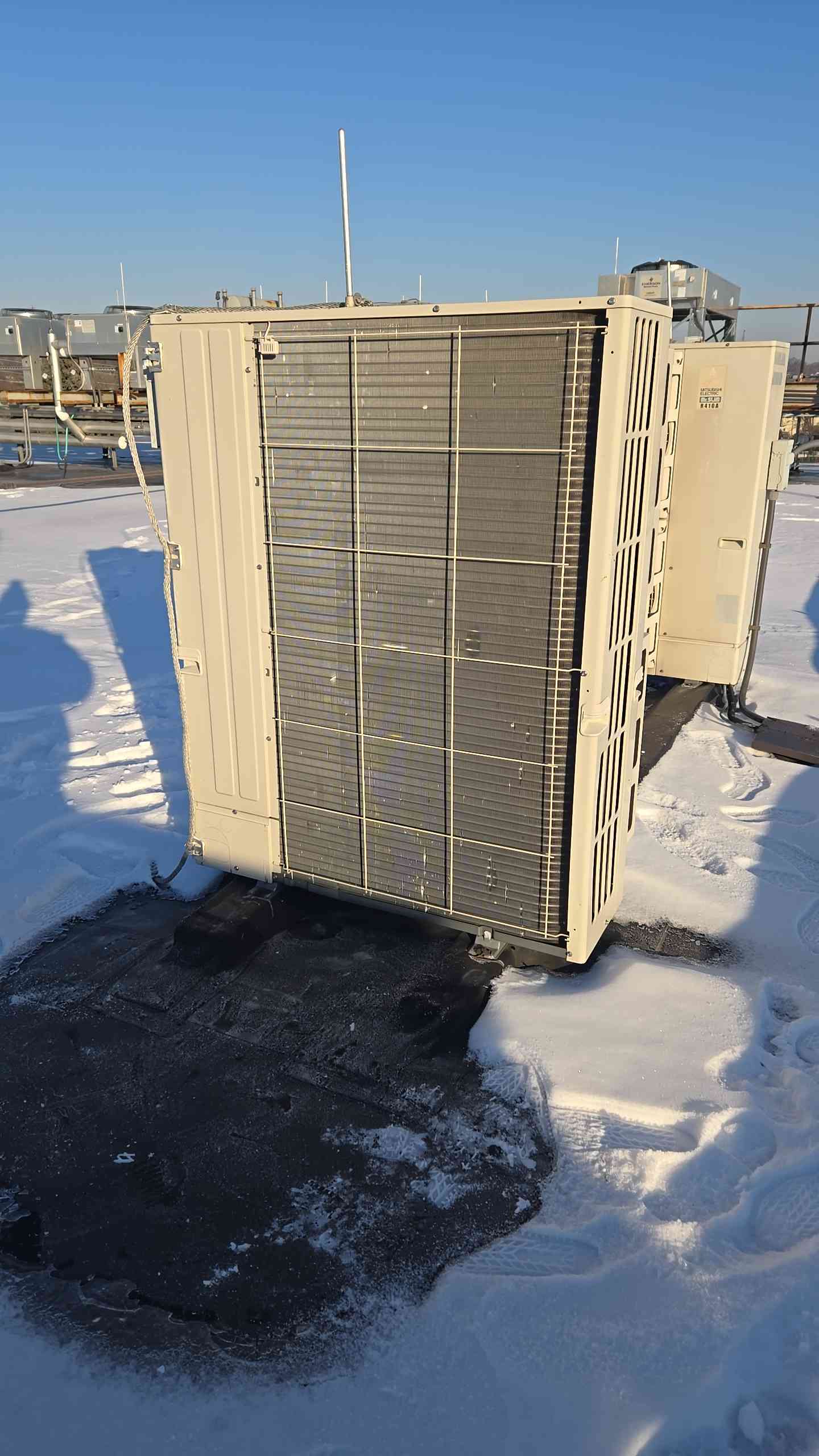 Mitsubishi Electric PUY-A42NKA7 Condensing Unit '17 (107410)