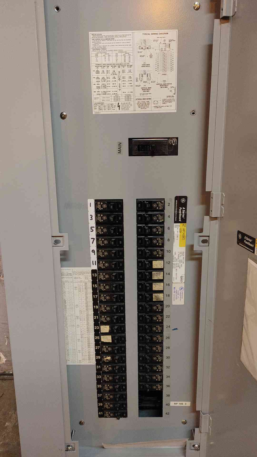 GE A Series Panelboard 225A 208Y/120V 3PH 4W AF49S w/ Main