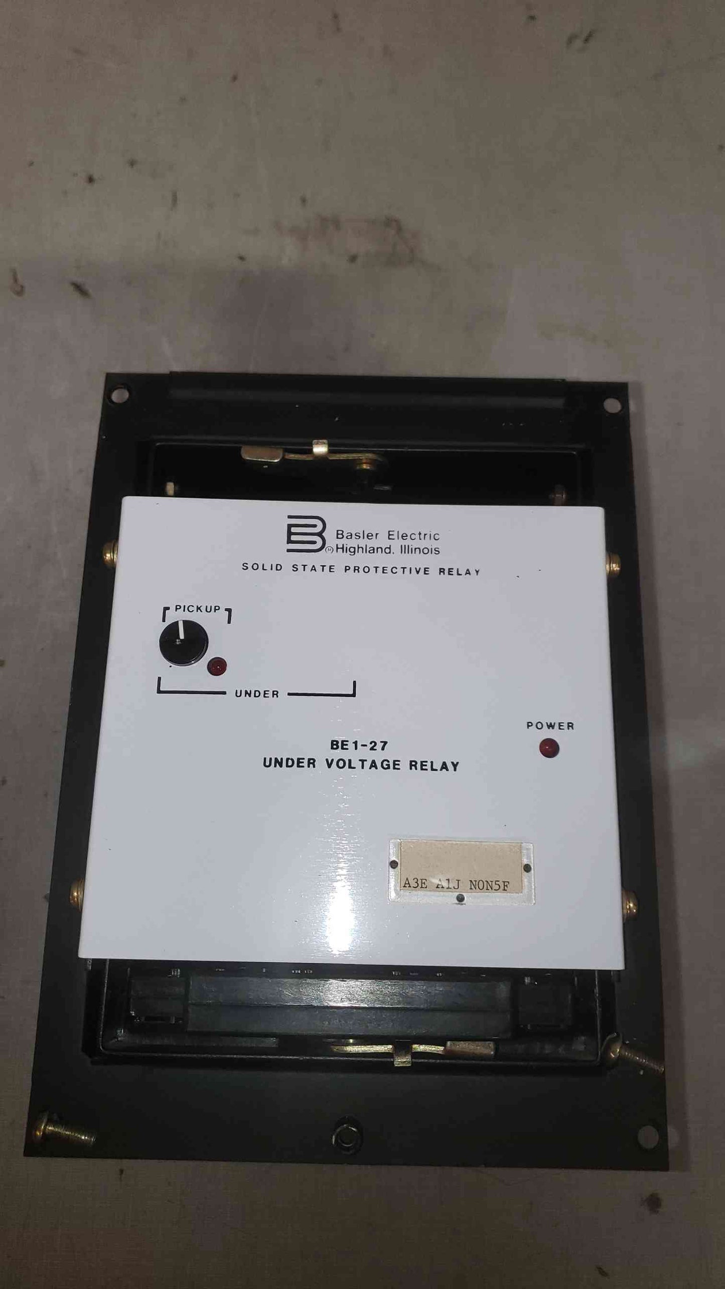 Basler Electric Under Voltage Relay BE1-27 (SKU: 108252)