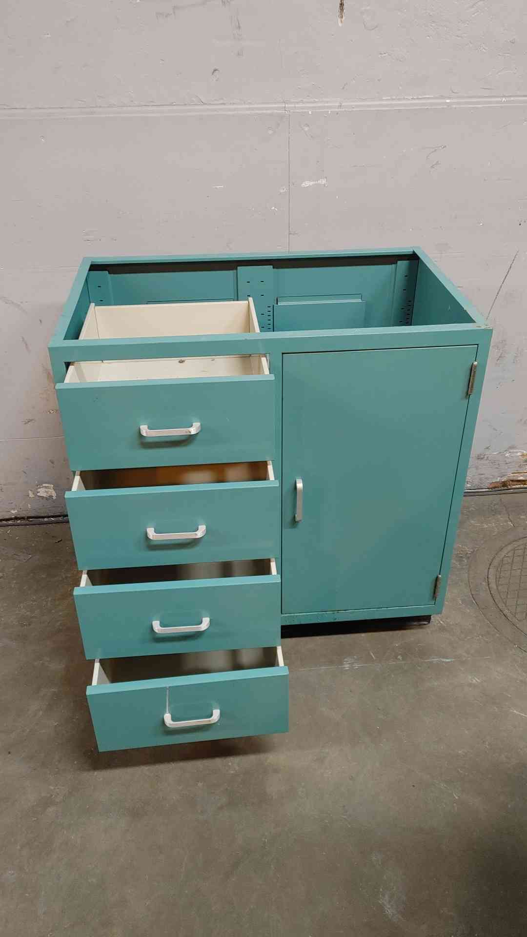 3' Duralab Mixed Casework (108284)