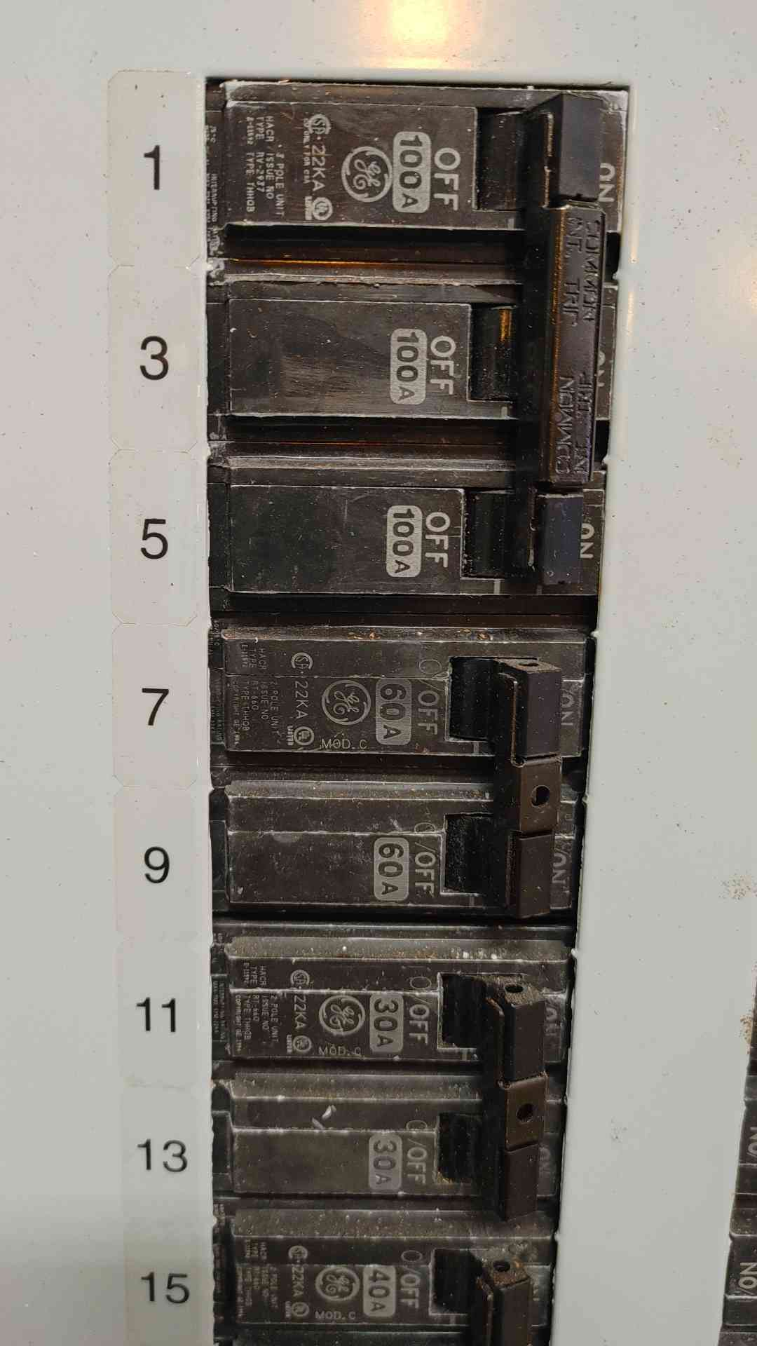 GE AQF3424CBX A-Series Panelboard 400A Main 208Y/120V 3Ph 42 Ckt loaded Breakers