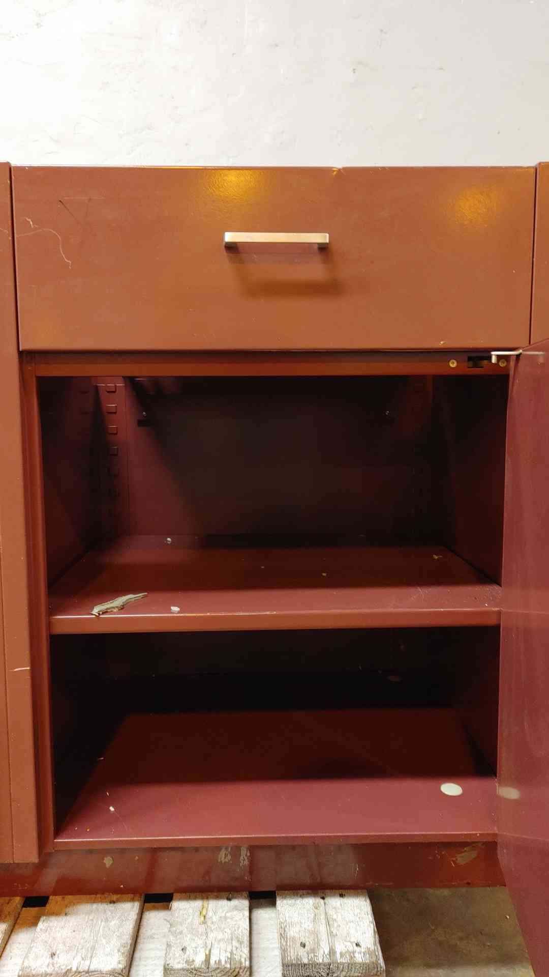4' Hamilton Mixed Casework (109017)
