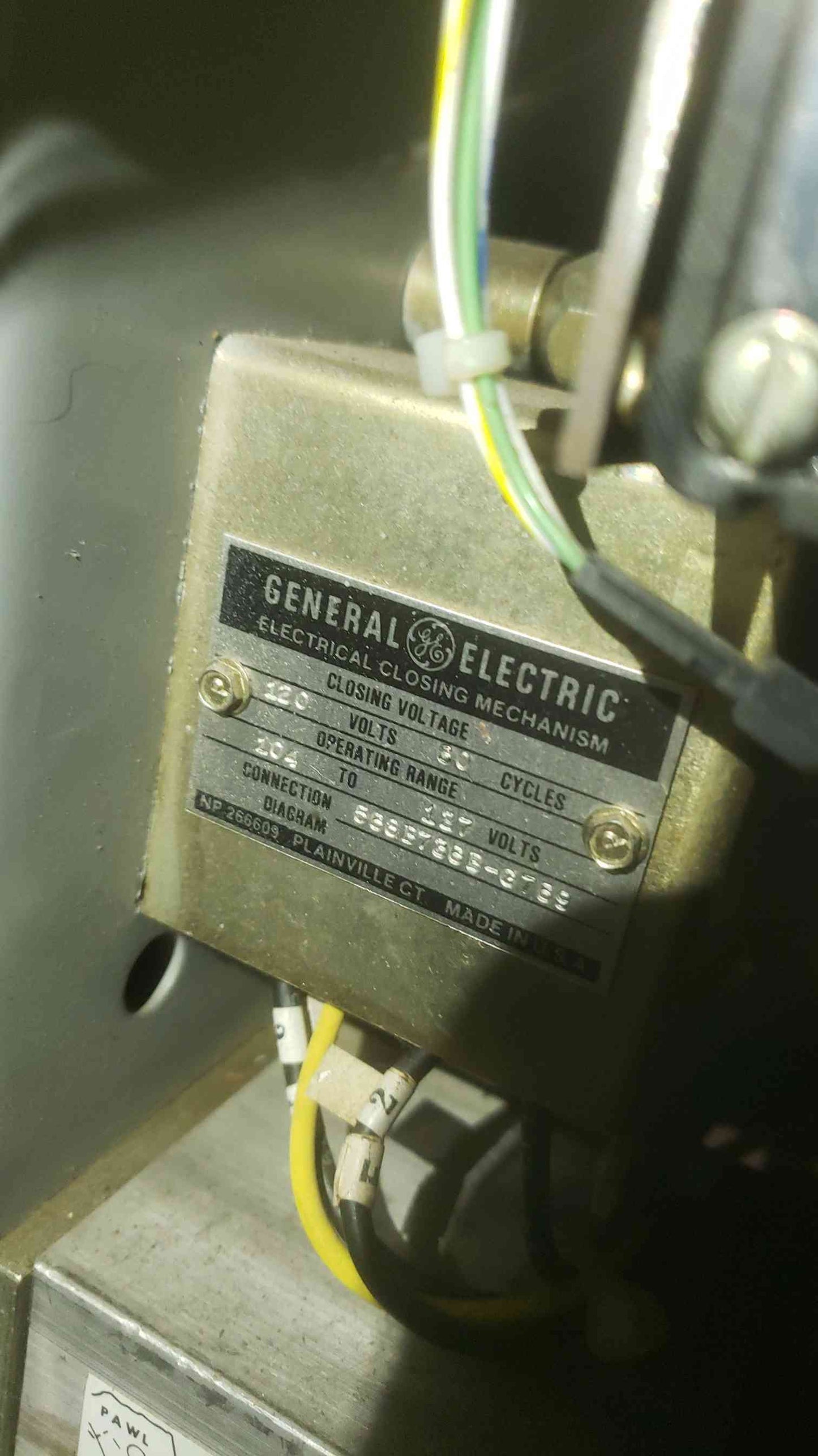 GE 3200A 635V Max Low Voltage Power Circuit Breaker AKR-8D-75-1 (109432)