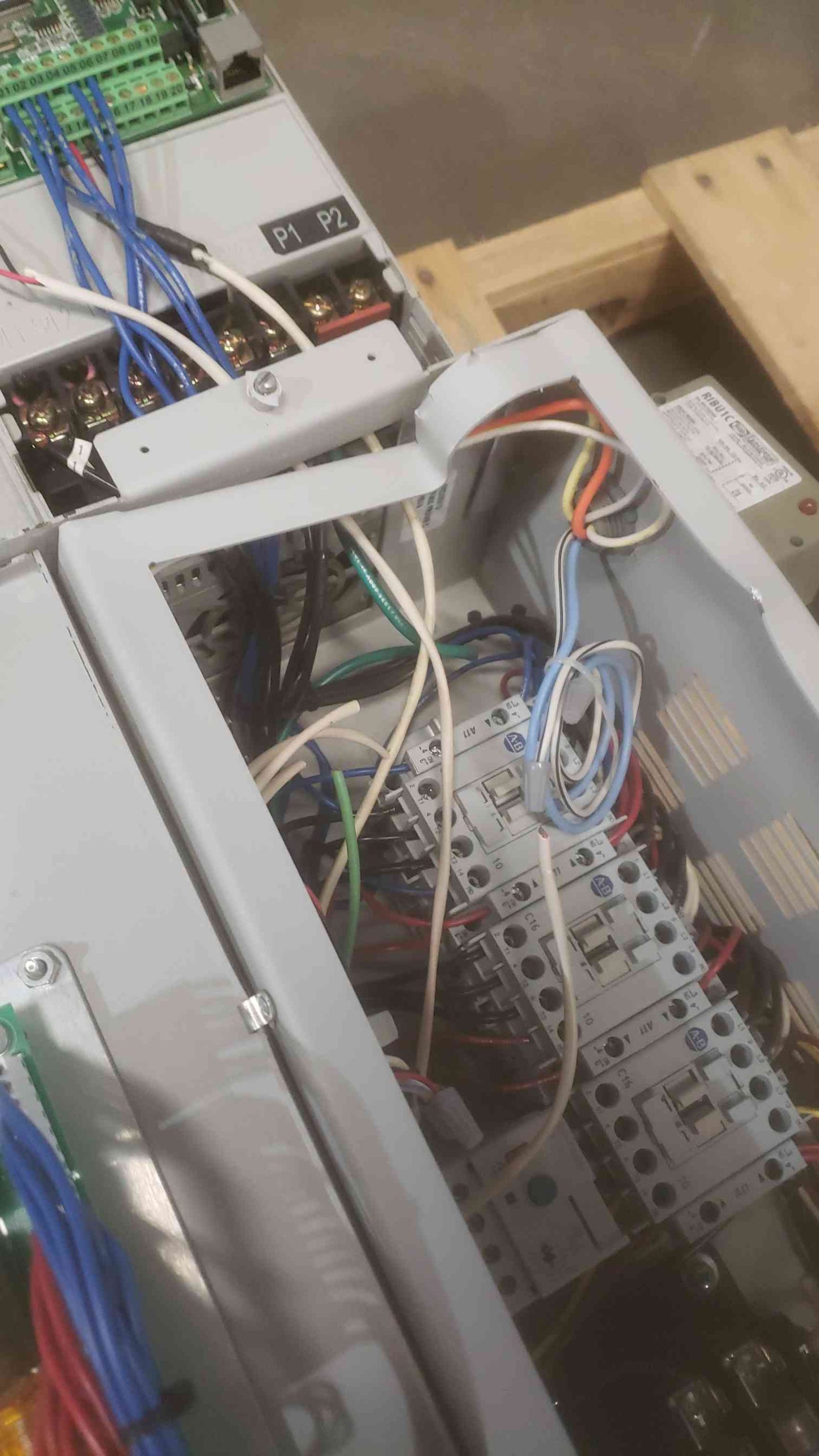 AS IS Allen-Bradley PowerFlex Adjustable Frequency AC Drive 7.5HP, 460V, 13.1A VFD