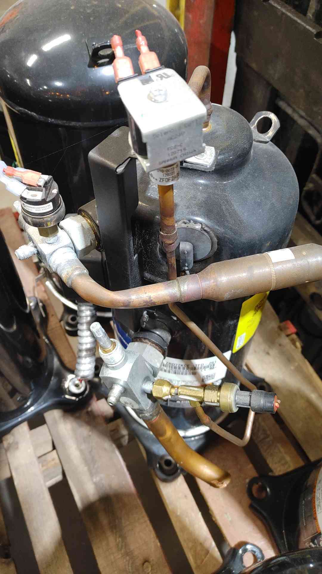 Copeland Scroll 460 380-420 3PH Compressor ZRD72KCE-TFD-261 (SKU: 111231)