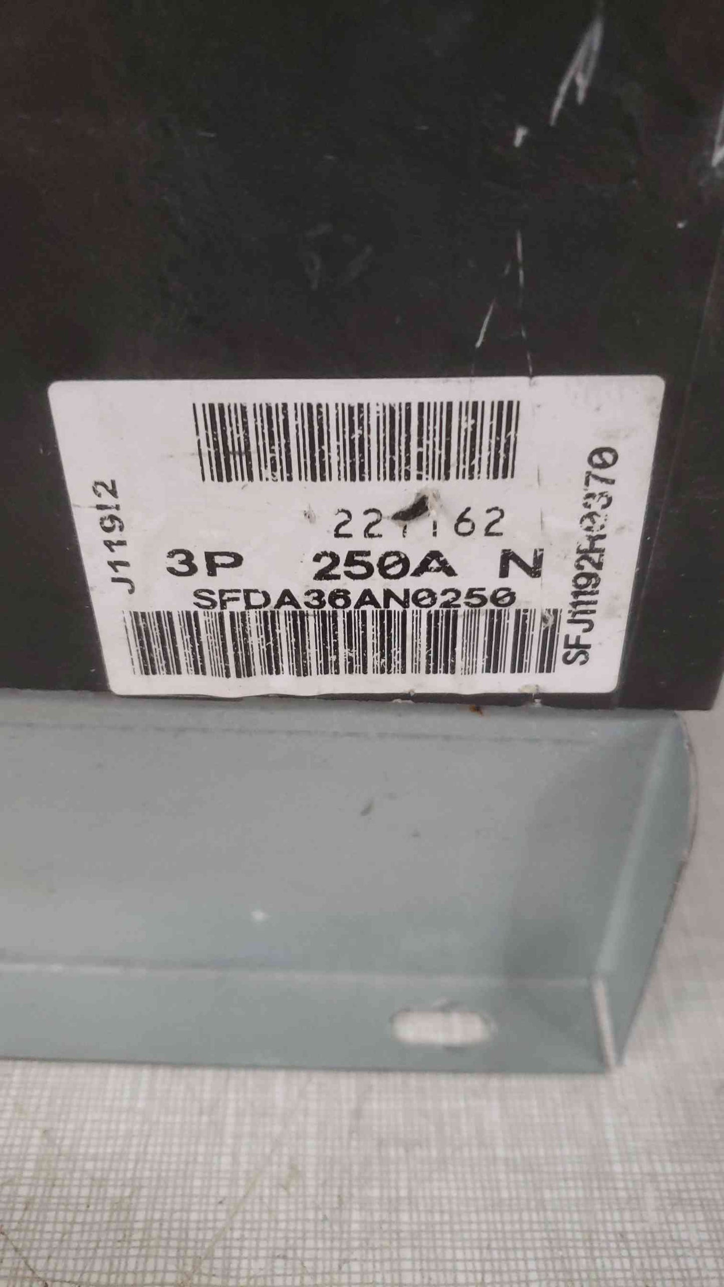 GE SPECTRA SERIES 250A 600VAC~ 3 Pole Breaker SFDA36AN0250 (SKU: 111399)