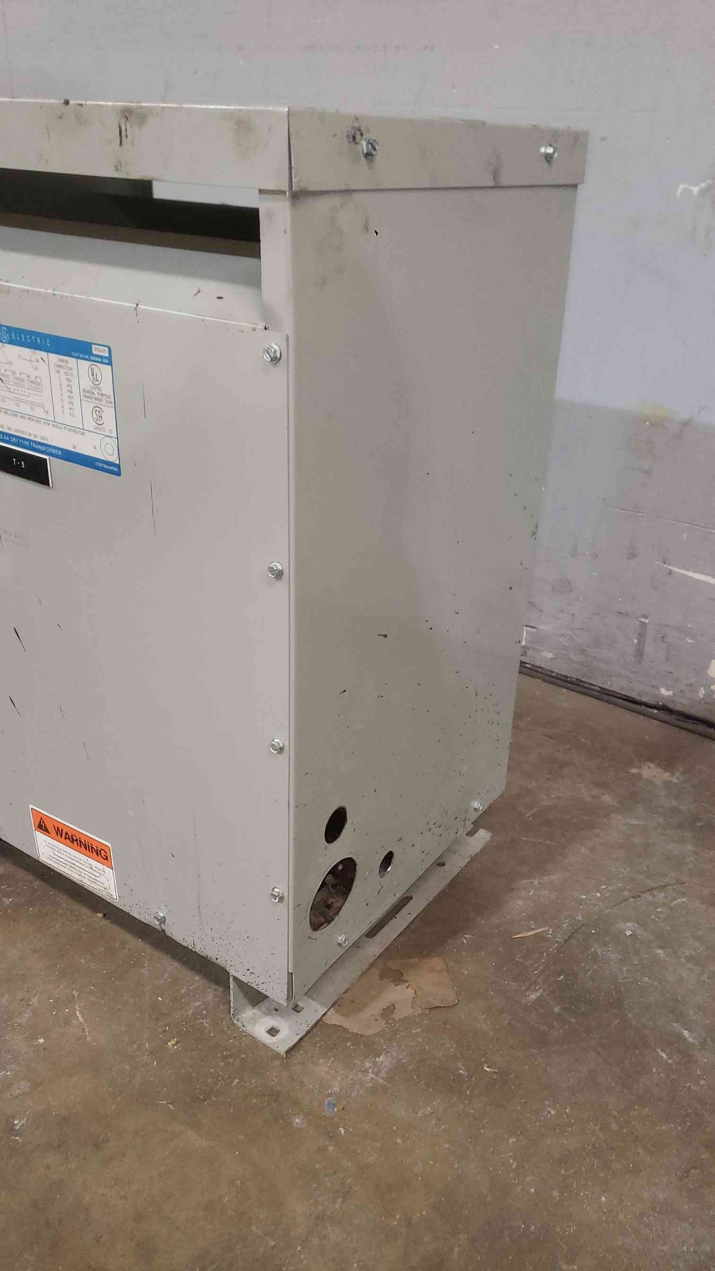 45KVA GE 480v x 208/120v 3PH Transformer 9T23B3873G03 (SKU: 111979)