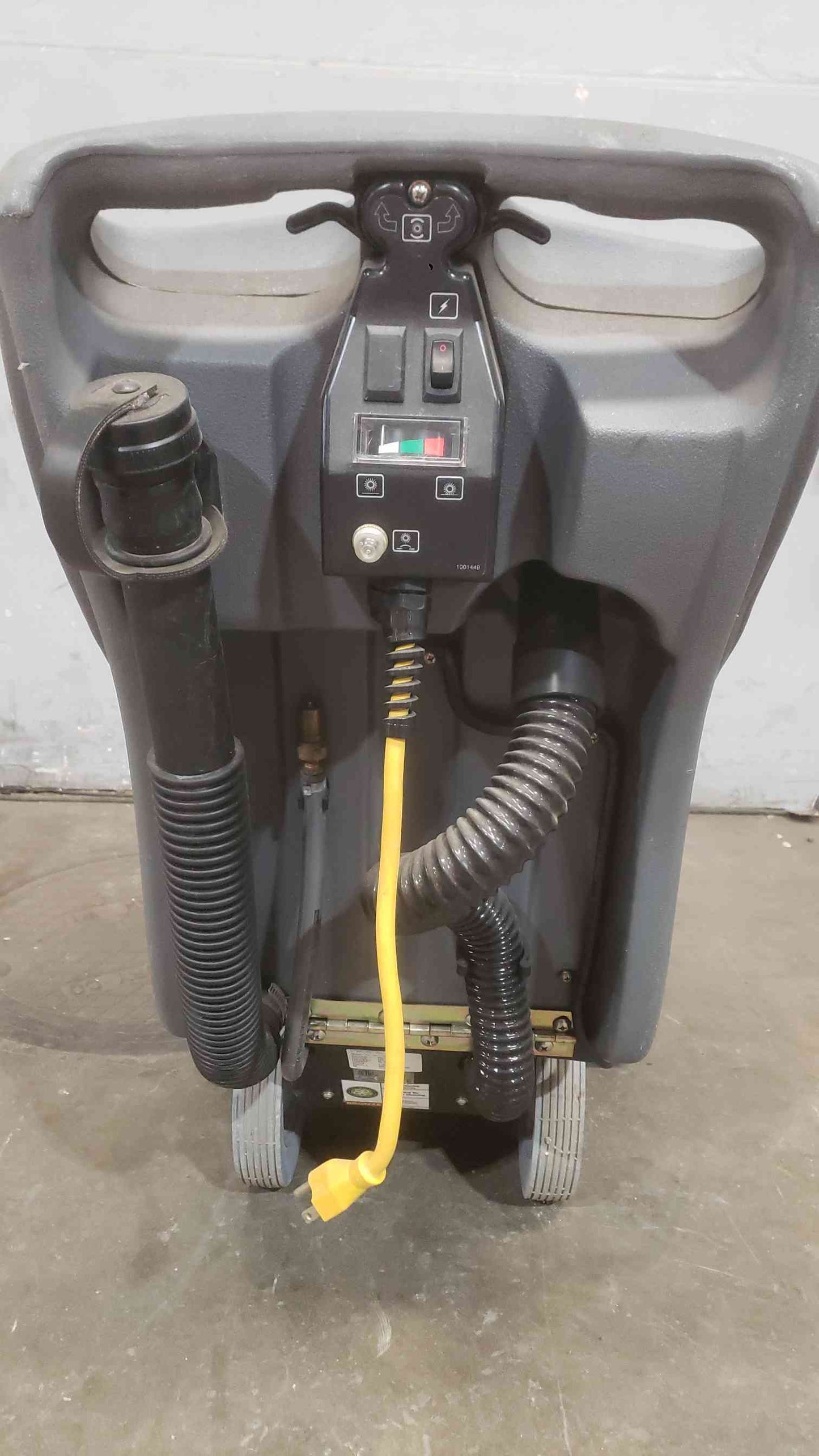 Tennant 120VAC 15A Carpet Cleaner EX-SC-1020 (SKU: 112040)