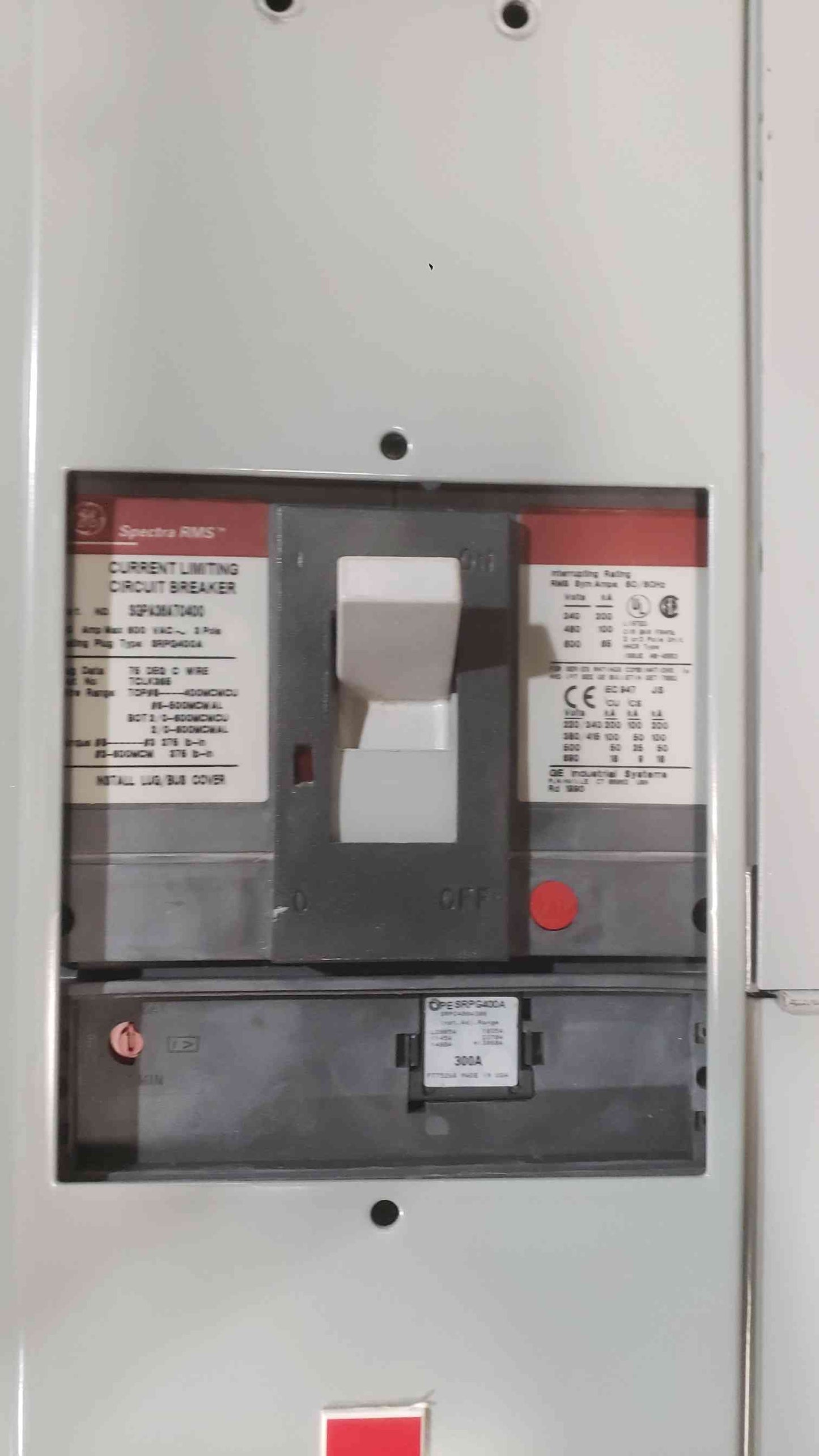 GE 800A 480VAC 3PH 3W Top Feed Panelboard 2 Breaker Meter & Main (SKU: 112070)