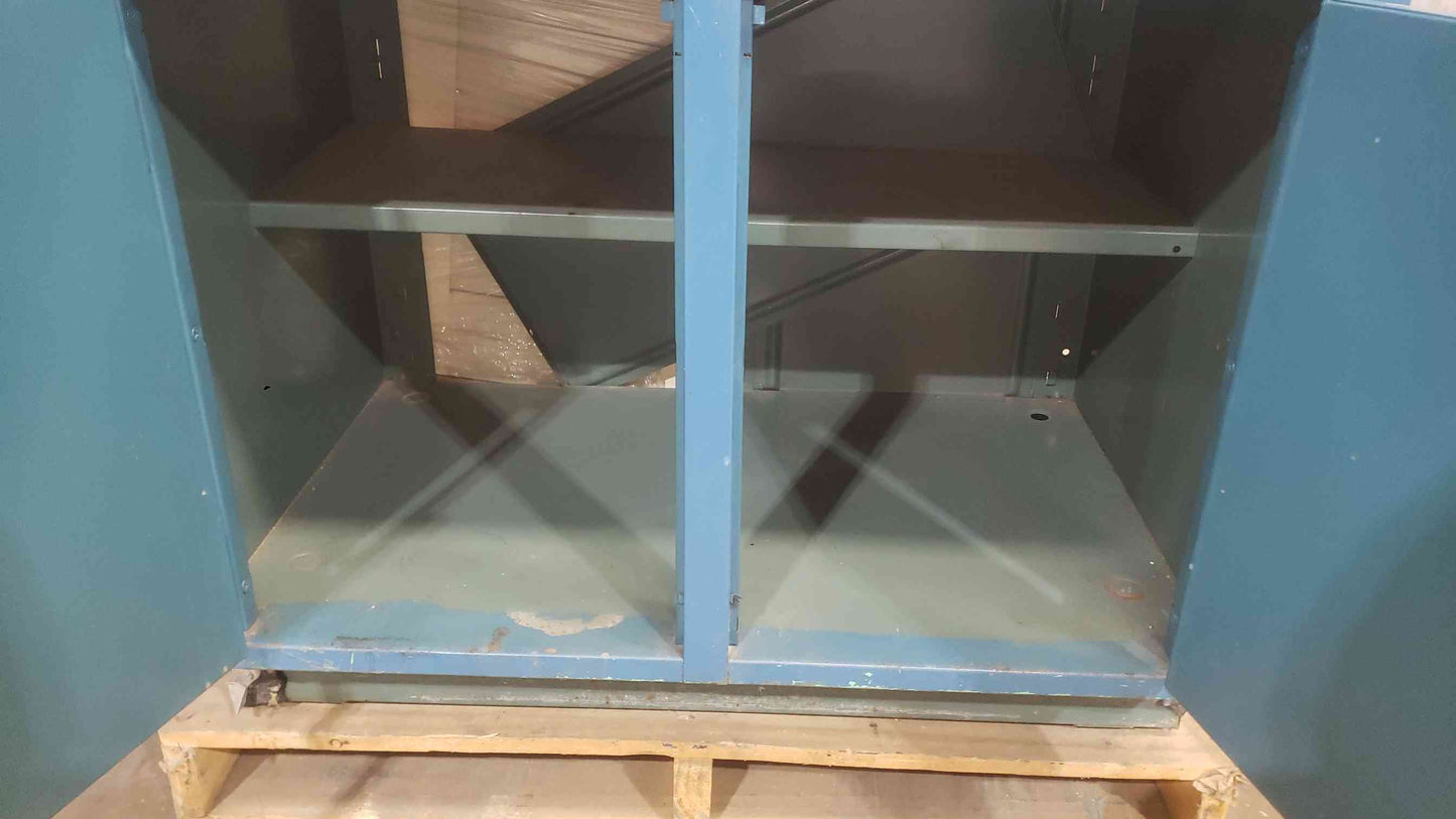 3' Lab Casework Base W/ 2 Doors 1 Drawer w/ Laminate Counter Top (SKU: 112099)