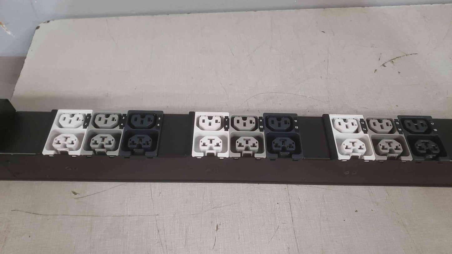 APC 42 Port 200-240VAC 3PH Metered Rack PDU SE24024M-0061-C APDU10351ME (SKU: 112229)