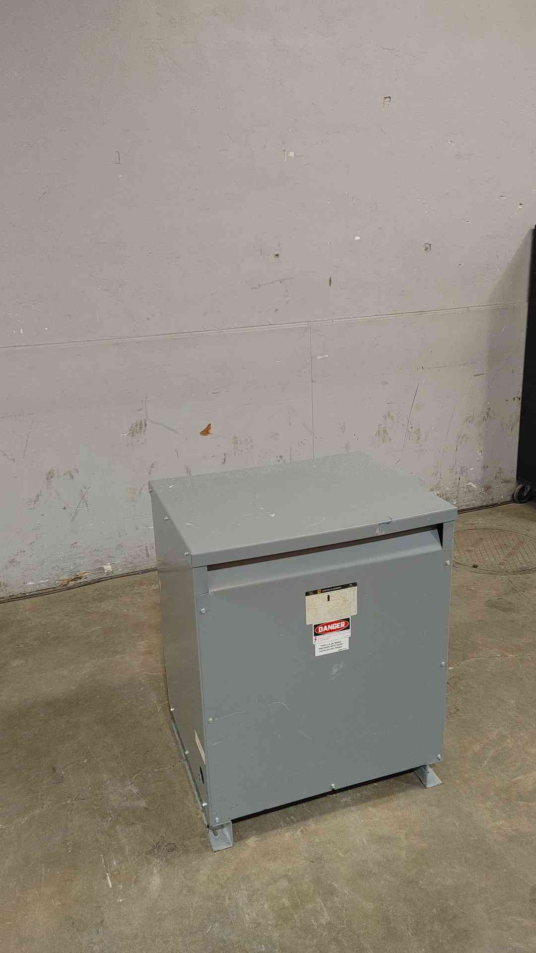 112.5kVA 480-208/120V 312A 3PH Insulated Transformer 112T3H(SKU: 112422)