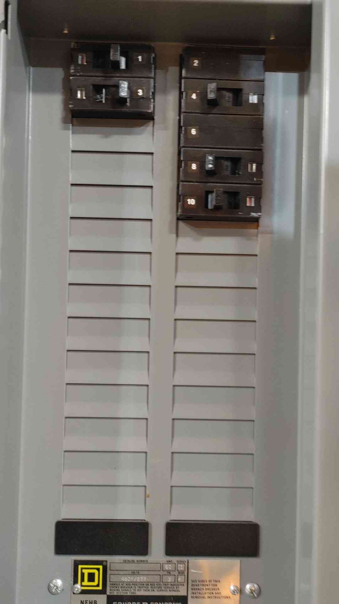 Square D 100A 480Y/277V 3PH 4W Panelboard NEHB-1MW with Main (SKU: 112474)