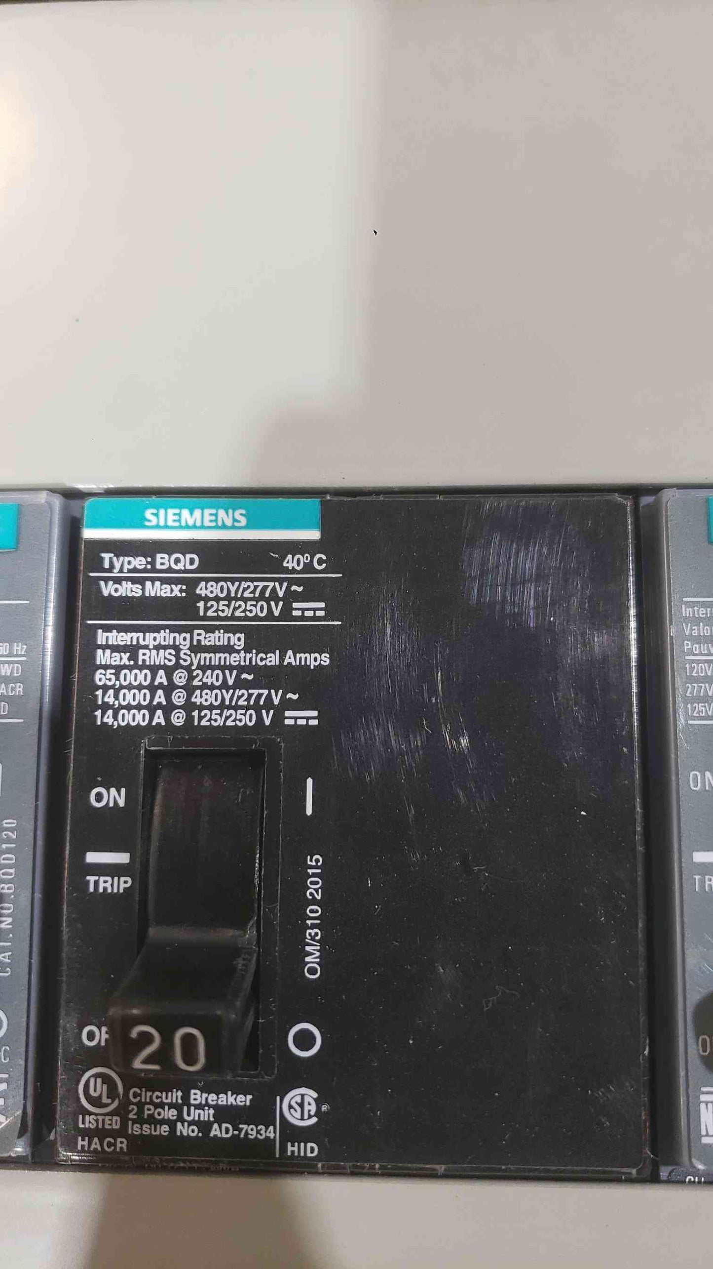 2019 Siemens P1 250A 480V 3PH 18-Cir SEISMIC RATED Tin-Plated Bus Bolt-On BQD (SKU: 112645)